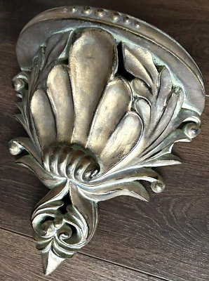 MCM 9.75" Aplique Estante de Pared Resina Pintada "Acabado Pátina Verde Latón Antiguo" Foto 1 de 4