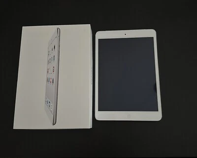 Apple iPad Mini 2 16gb White WiFi & Cellular Mint - Image 1 of 4