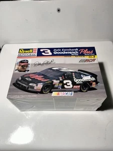 Dale Earnhardt Revell-Monogram 1/24 #3 Goodwrench Service Plus Skill Lvl 2 1998 - Picture 1 of 1