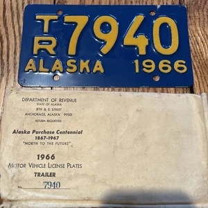 1966 Alaska geprägtes Motorradschild mit original Versandumschlag - Bild 1 von 8