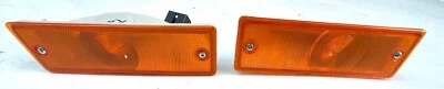 Par de luces de giro para parachoques delantero modelo 87 Toyota Corolla EE80 L/B 1986 DIESTRO Foto 1 de 4