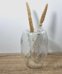 Boda Nova “Air” Vase – 15.5 cm Swedish Glass, Swirl, Minimalist Scandi Design - Picture 1 of 9