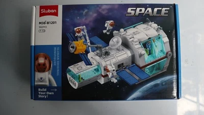 NIB Sluban Space Building Blocks Set - Image 1 of 4
