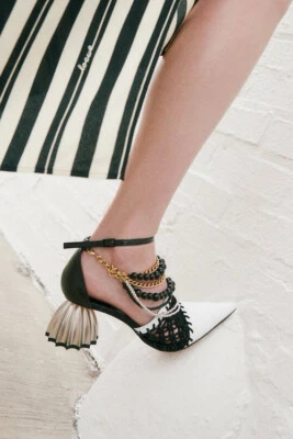 Zapatos de salón de cuero Loewe con correa anclestrap de macramé talla 37 Foto 1 de 4