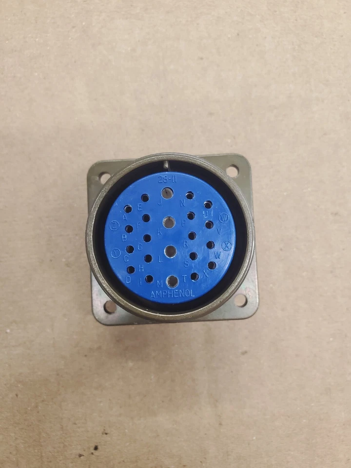 New Amphenol 97-3102A-28-11S Receptacle 22 Wire Socket Side - Image 1 of 4