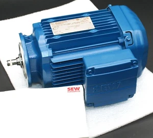 One (1) SEW DRE80M4/FG Eurodrive AC Motor DR Series 1HP 3PH 60 Hz USA No Box NEW - Picture 1 of 13