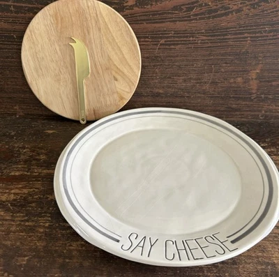 Plato para servir queso Mud Pie con tabla de cortar y rebanadora de queso Foto 1 de 4