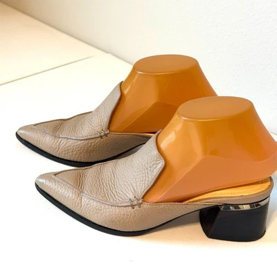 Nicholas Kirkwood Beya Mule Talla 37 EU - Cuero Beige Neutro Punta Deslizable Foto 1 de 4