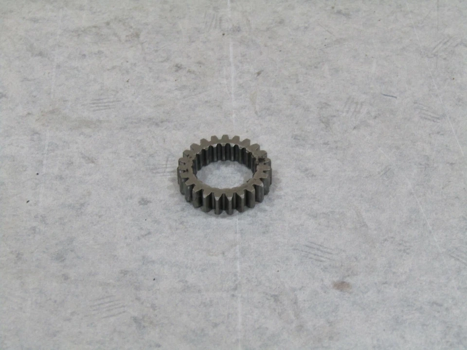 Suzuki RM100 2003 bomba de agua engranaje 59051-1146 compatible con 1988-2020 KX80 KX85 KX100 Foto 1 de 1