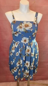 Xhilaration Women's Blue 100% Polyester Square Neck Floral Pleated Dress Size M - Picture 1 of 7