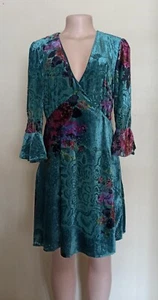 Free People Damen Samt Burnout Blumen Mini Wickelkleid Größe XS - Bild 1 von 10