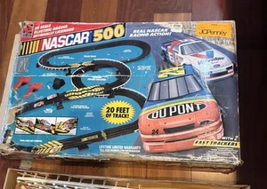 Vintage 1999 LIFE-LIKE HO SCALE NASCAR WINNERS CUP 20 FEET SLOT CAR TRACK W/BOX - Picture 1 of 5