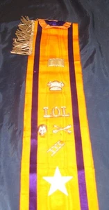 Antique Loyal Orange Lodge sash with embellishments. - Picture 1 of 9