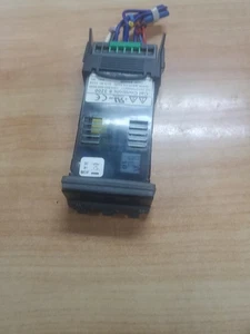 Cal Controls 3200 Digital Temperature Controller CAL3200(1 Pcs) - Picture 1 of 5