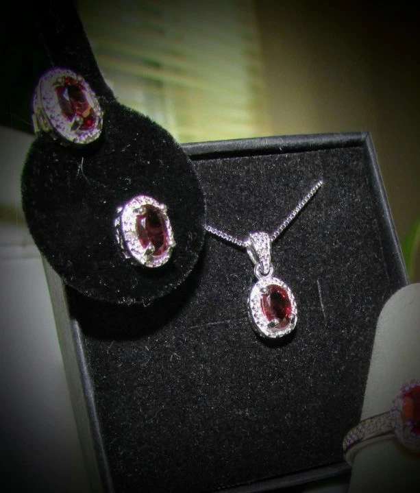 2,33 центнера Подлинный 4 шт. Набор гранатов и бриллиантов 18 дюймов цепочка серебро 925 пробы - Изображение 1 из 2