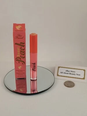 Brilho labial cremoso pêssego pêssego Too Faced tamanho completo novo na caixa - Imagem 1 de 4