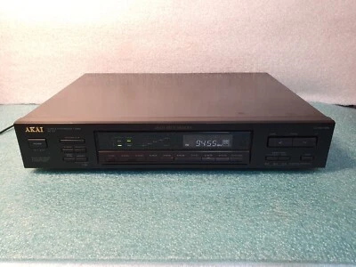 Akai AT-57 Quarz Synthesizer Tuner:: Lesen#R1 - Bild 1 von 4