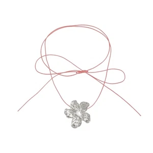 Women s Pearls Necklace Features Flower Designs Great for Gifts and Celebration - Picture 1 of 10