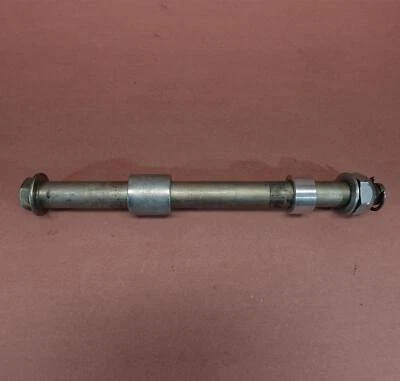 Harley Davidson Iron 883 XL883N 2009-2022 eje trasero pivote perno llanta trasera Foto 1 de 4