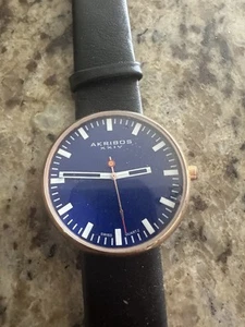 Reloj Akribos xxiv - Correa Negra. Azul. Sin probar - Imagen 1 de 2