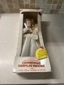 De colección Telco Motion-ettes of Christmas Angel 17" Gold Wings Music & Light 1995 - Imagen 1 de 2