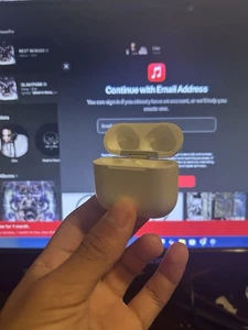 AirPod 4 Case Replacement - Photo 1 sur 3