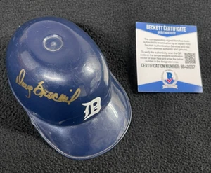 Mini casco de bate Beckett firmado por los Tigres de Detroit por Doug Brocail certificado de autenticidad - Imagen 1 de 3