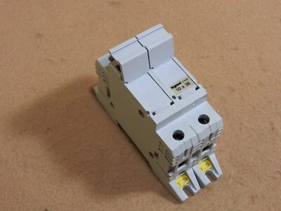 Portafusibles LEGRAND 10X38 2 polos, DIN - Usado Foto 1 de 4