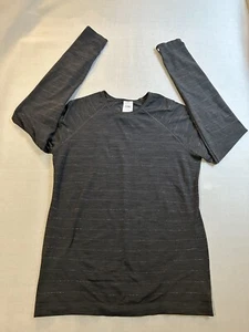 Athleta Girls Shirt Size XXL/ 16 Long Sleeve Thumb Hole Dark Gray Metallic - Picture 1 of 9