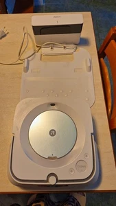 Irobot braava jet m6 robot lavapavimenti+cattura polvere Usato Pochissimo - Foto 1 di 3