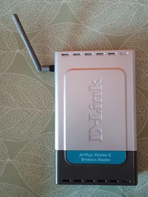 D-Link AirPlus Xtreme G Wireless Router / Switch - Bild 1 von 2