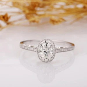 1.50 Carat Oval Cut Moissanite Women's Wedding Ring 14k White Gold FN - Picture 1 of 8