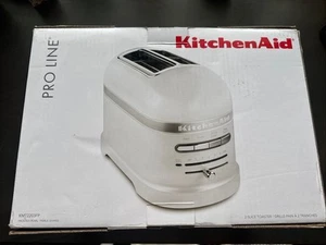 KitchenAid Pro Line 2-Slice Toaster | Frosted Pearl KMT2203FP OPEN BOX/NEW - Picture 1 of 18