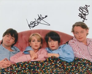 Leslie Ash & Martin Clunes Hand Signed 8x10 Photo Autograph Men Behaving Badly C - Picture 1 of 2