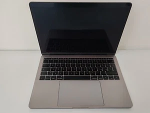 APPLE MACBOOK PRO 2017 13,3" INTEL CORE i5 2,3GHZ 8GB RAM 256GB SSD - Afbeelding 1 van 10