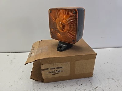 Nos Turn Signal Light Lamp Front Driver or Passenger Side for Chevy C70 #462 - Image 1 of 4