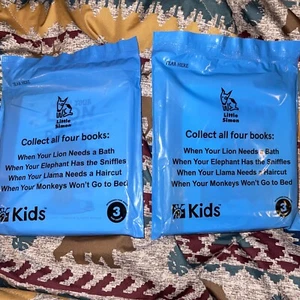 When Your Elephant Has Sniffles & When Lion Needs BaTh Chick-Fil-A Mini Books - Imagen 1 de 1