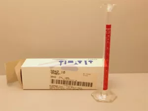 Pyrex 3042-10 Lifetime Red Single Scale 10mL Graduated Cylinder New in Box - Picture 1 of 1