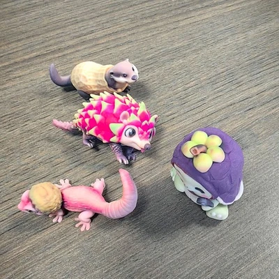 4 peças mini figuras em miniatura modelo animal de 2 polegadas para carros veículos brinquedo - Imagem 1 de 4