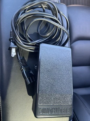 Home Kenmore Foot Control Pedal Sewing Machine Sergers 3 Prong. YC-482J - Image 1 of 4