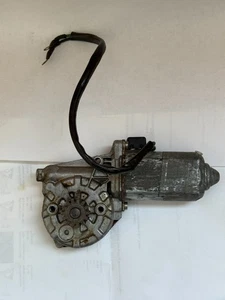Motor Ventana Delantera Izquierda Bosch 14 Dientes Mercedes W123 W126 SE SD SEL - 0120821018 - Imagen 1 de 1