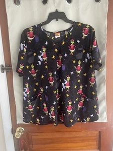 Dr. Seuss Grinch Scrubs Top SZ 2XL Black Christmas Holidays Presents Print Nurse - Picture 1 of 13