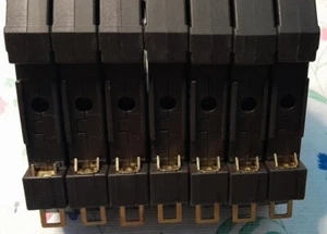Phoenix Contact TMC 42-01-1A, 4A, 0.5A Circuit Breakers 1A 4A 0.5A - ALL 7-CBs - Picture 1 of 1