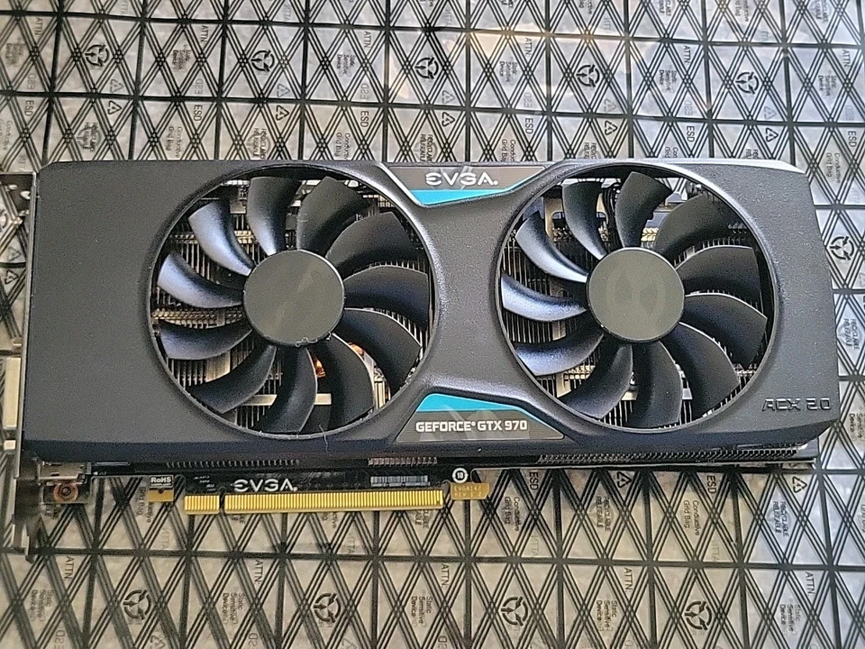 EVGA GeForce GTX 970 SSC GAMING ACX 2.0+ 4GB GDDR5 Graphics Card 04G-P4-3975-KR - Image 1 of 3