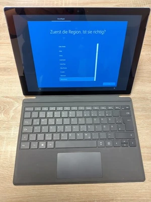 Mircosoft Surface Pro 5. Generation i5 - 7300U - 4GB - 128GB mit Tastatur - Bild 1 von 4