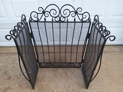 Pantalla de chimenea plegable de hierro forjado pantalla de chimenea de pie panel con bisagras Foto 1 de 4