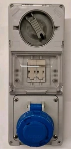 Palazzoli 480126 Steckdose mit Sperrschalter und Sicherungen 16A-6h 2P+PE IP55 - Bild 1 von 8