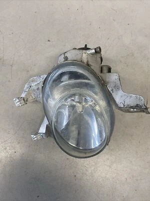 Peugeot 206 2004 pasajero lado izquierdo antiniebla delantero 20001128 Foto 1 de 4