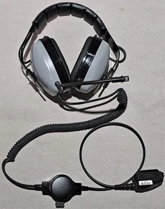 CeoTronics PTT-SYS.37 Headset mit Audio-Adapter für Motorola Handsets - Picture 1 of 12