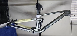 2025 NEW Trek Top Fuel 8 Frame Full suspension Mountain bike frameset MTB 9.8 9 - Picture 1 of 10